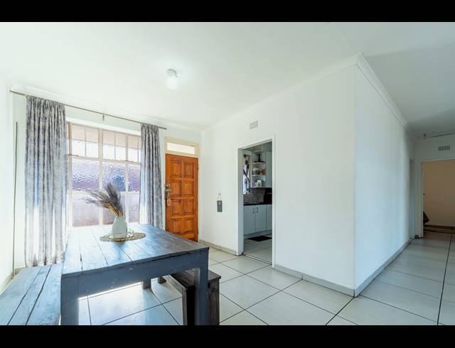 2 BEDROOM APARTMENT FOR SALE IN FLORIDA